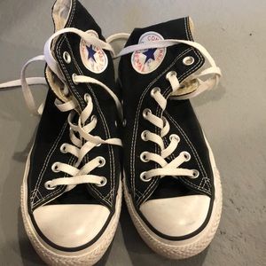 Black and white converse